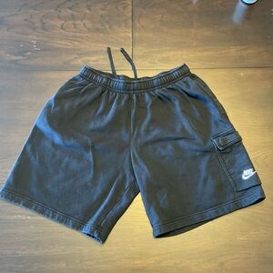 Nike - Sportswear Club - Men’s Cargo Shorts - Size L - Condition - 7/10